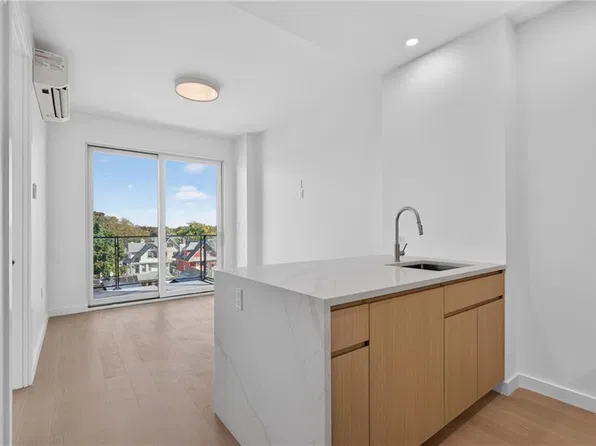 2183 Ocean Ave #5C, Brooklyn, NY 11229
