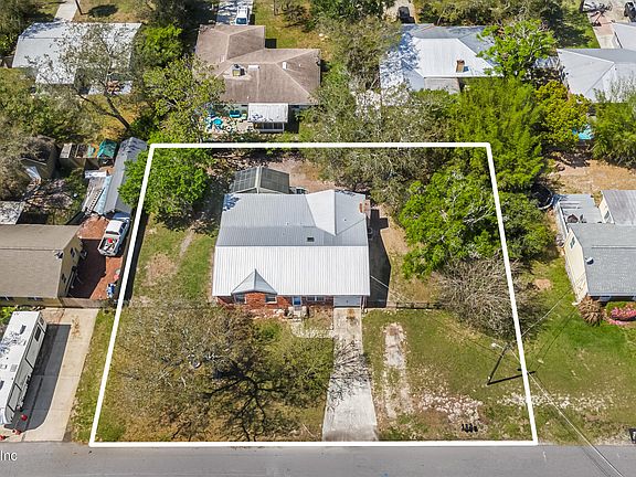 4th image of 1232 PRINCE Road