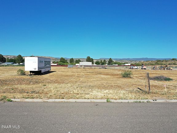 2nd image of 1603-PAR1 S Boyles Way