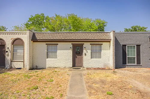 1714 Leona Dr Photo 1