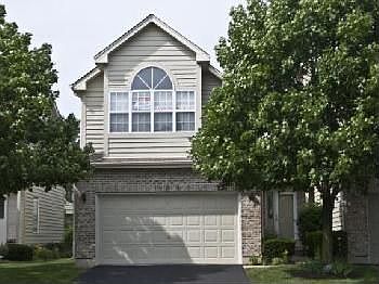 2nd image of 20 Townsend Cir