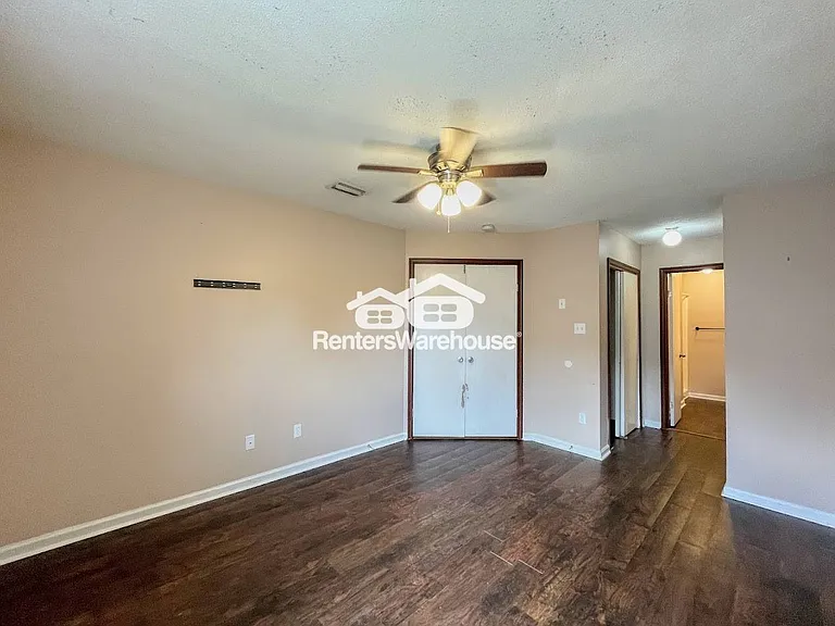 521 Brisa Dr — Photo 15