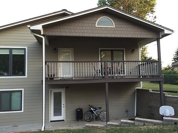 2nd image of 146 Lakeside Dr