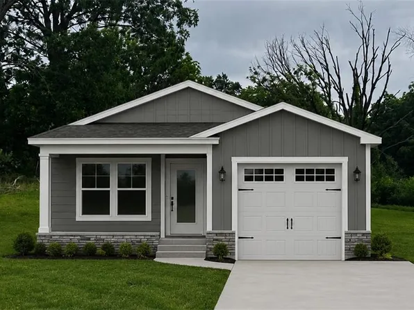 7908 Pleasant Valley Rd, Pleasant Valley, MO 64068