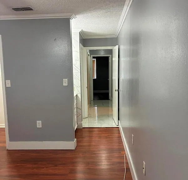 8021 SW 21st Ct #8021 — Photo 5