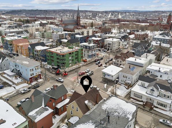 lewiston-maine-448098758 picture