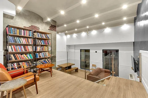 Rented by Canvas Property Group | media 9