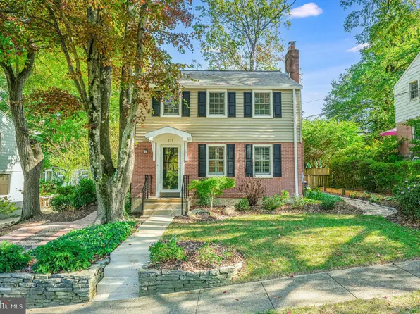 875 N Lebanon St, Arlington, VA 22205