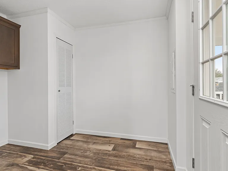 Pine Manor — Photo 20