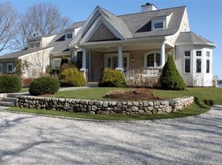 93 Willow Run Dr, Centerville, MA 02632