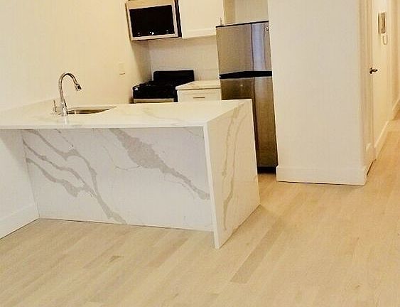 3rd image of 343 E 51st St #3H3