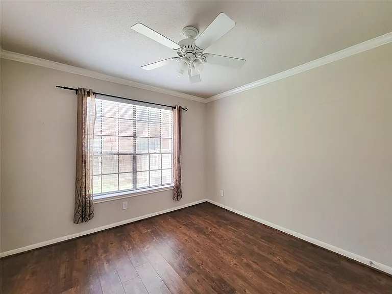 2255 Braeswood Park Dr #259 — Photo 22