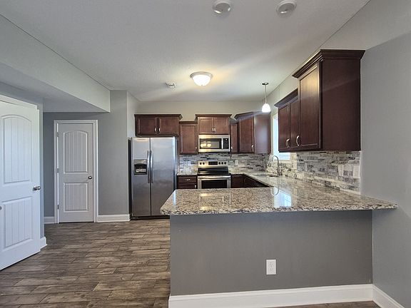 5th image of 225 Union Camp Blvd