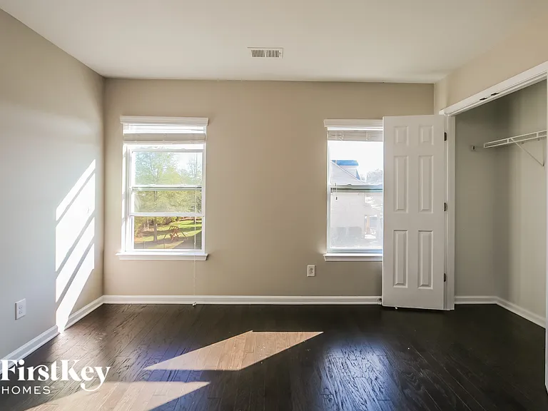 1023 Potomac Rd — Photo 10