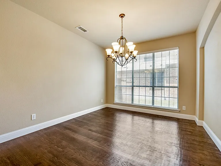6072 Wallis Dr — Photo 16