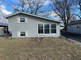 16515 Hermitage Ave, Markham, IL 60428