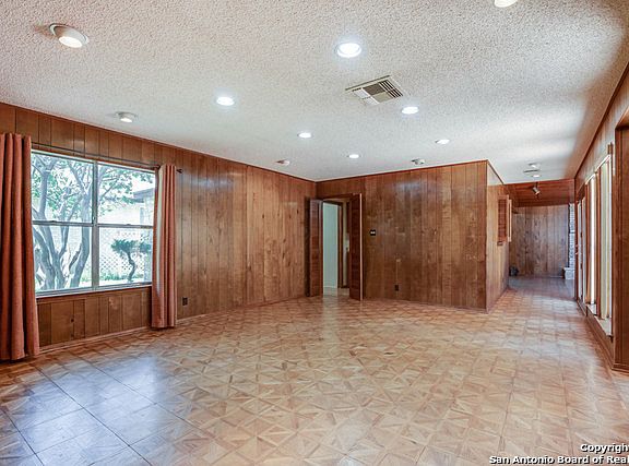 5th image of 13743 Pebble Oak Dr