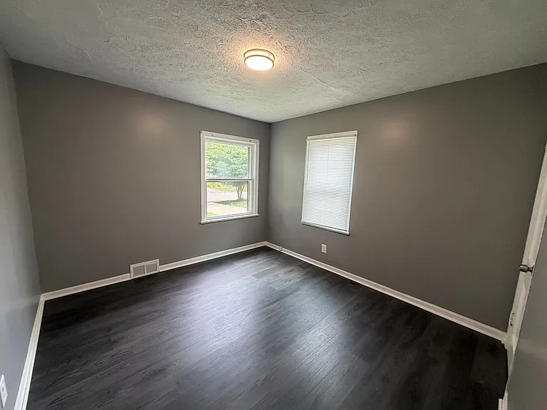 1266 Magnolia Ave — Photo 21