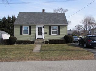 49 Soundview Rd, Groton, CT 06340