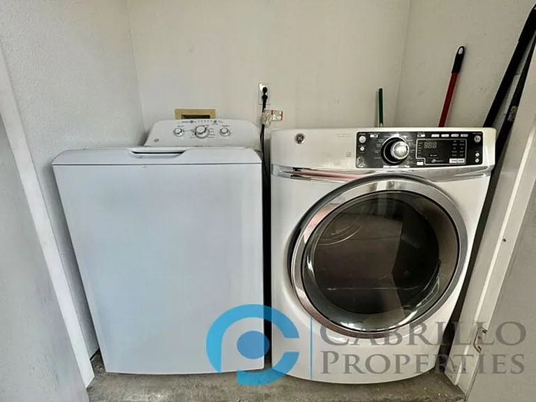 1070 Felspar St #1 — Photo 25