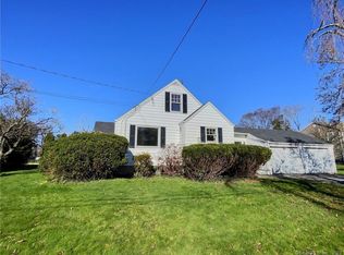 6210 Main St, Trumbull, CT 06611