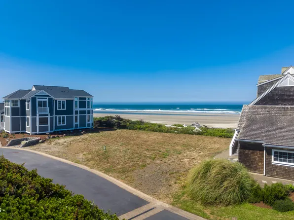 6440 SW Arbor Dr, Newport, OR 97366