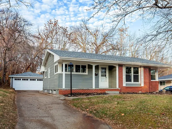 2807 Bennett Ave, Des Moines, IA 50310