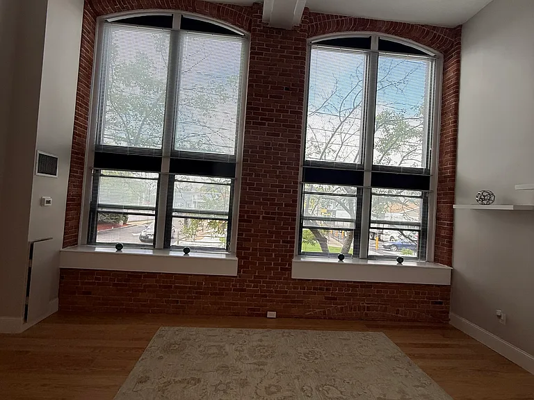 33 Maplewood Ave #111 — Photo 3