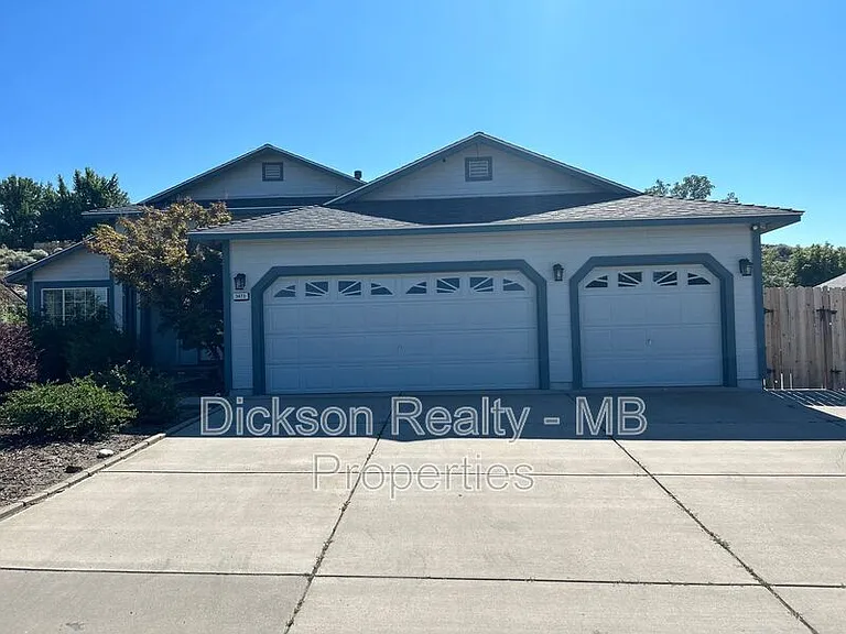 3470 Socrates Dr — Photo 1