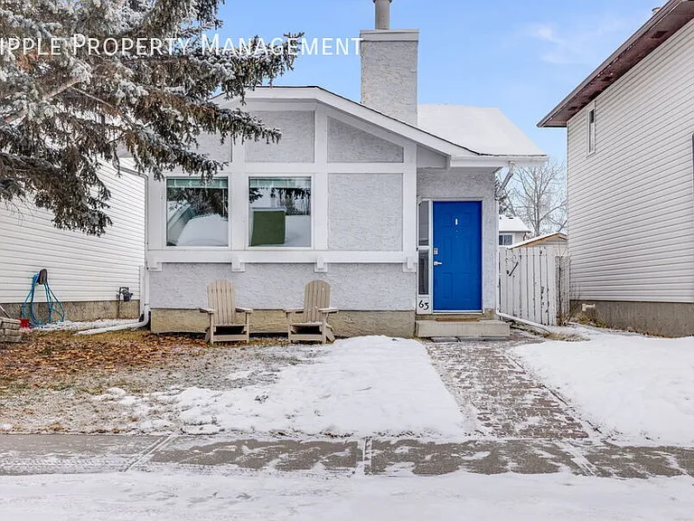 63 Woodglen Close SW #UPPER — Photo 14