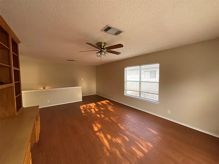 1172 Southern Pl — Photo 17
