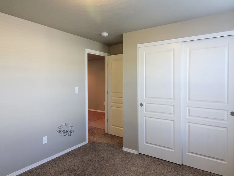 2937 Cashmere Dr — Photo 6