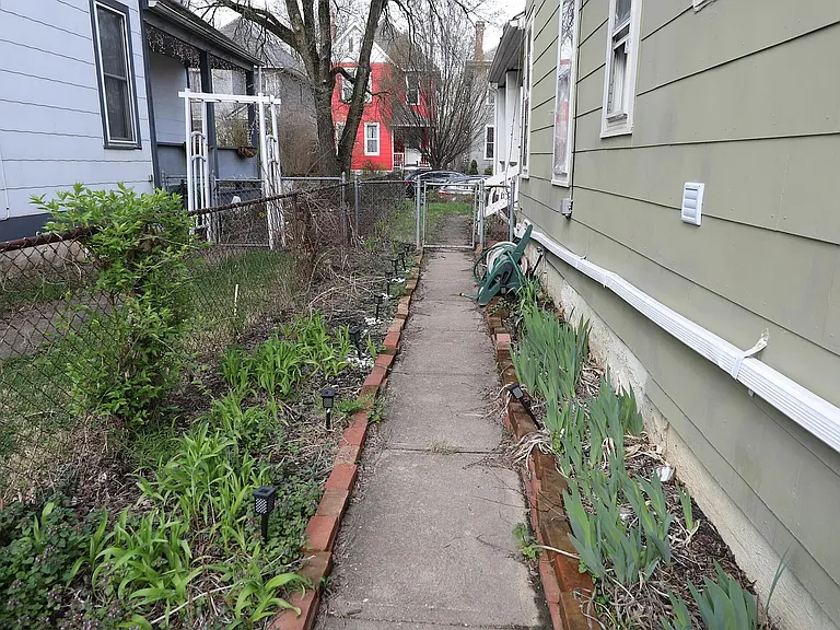 624 S Champion Ave — Photo 34