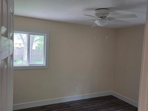 4th image of 21836 Orion Ave
