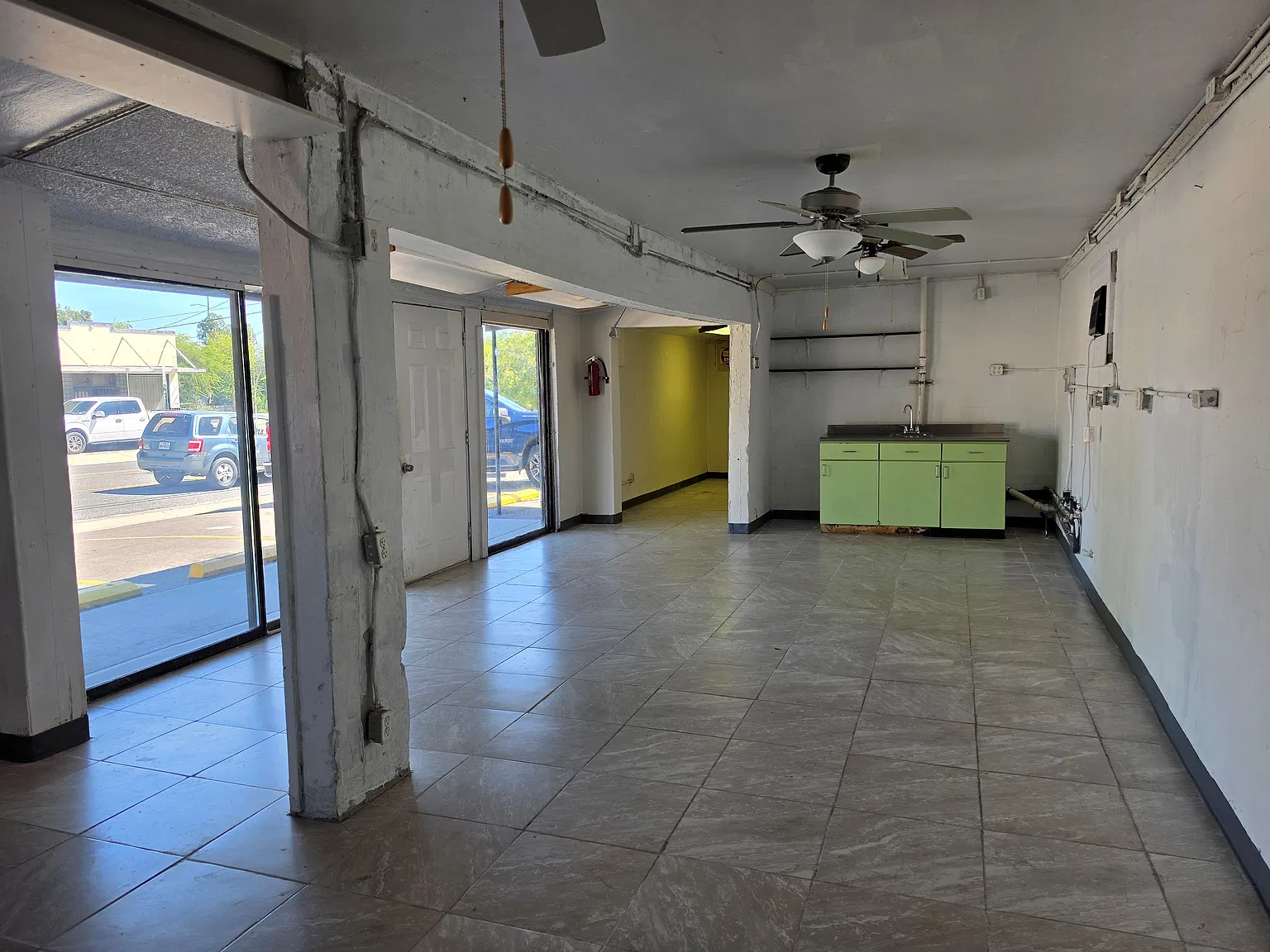 Studio, 848 sqft, $1,100 — Photo 1