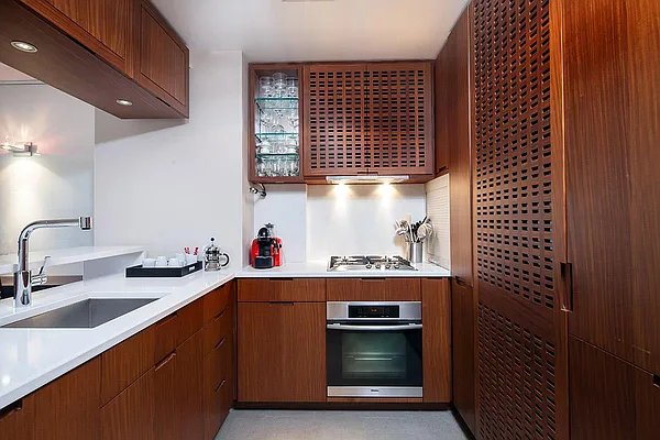 Sold by Corcoran | media 3