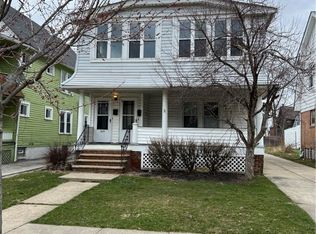 1555-1557 E 204th St, Euclid, OH 44117