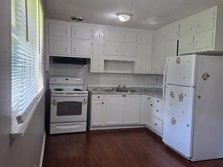 8320 Kendrick Rd — Photo 12