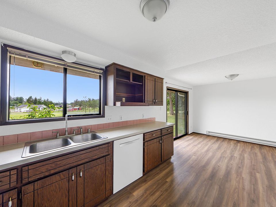 古木　2つ 1487 Oldtimer St, Oak Harbor, WA 98277 | Zillow