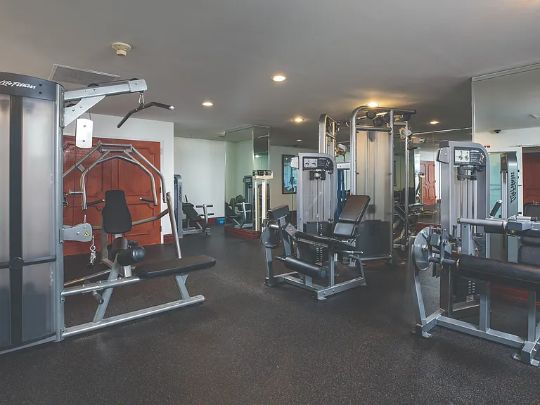 Yacht Club at Brickell Apartments — Photo 18