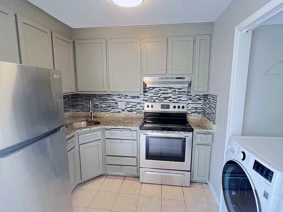 57 Union St #1