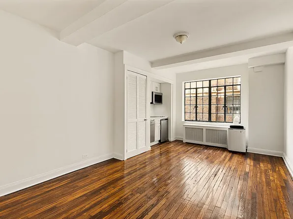 45 Tudor City Pl APT 1809, New York, NY 10017