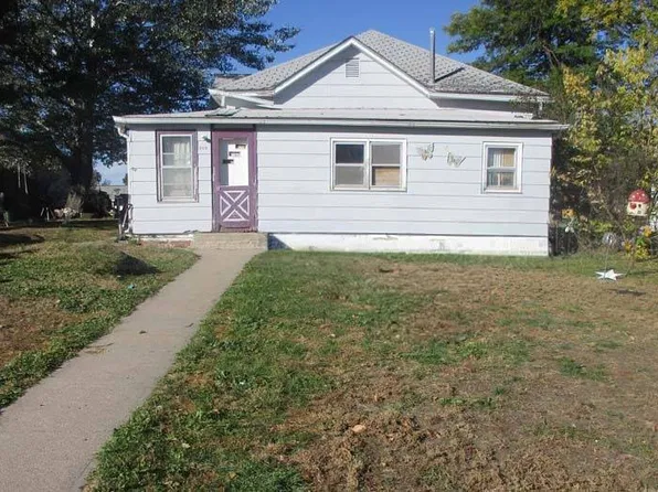208 N Maverick St, Gordon, NE 69343
