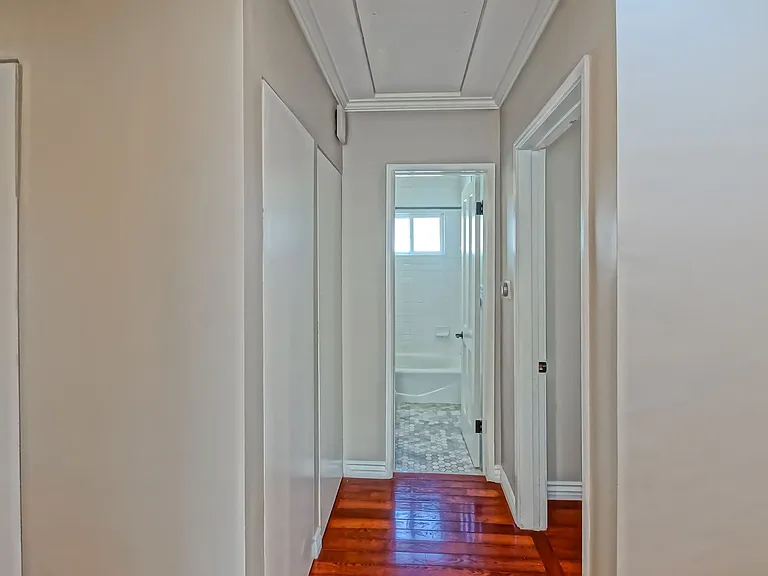 4724 W 136th St — Photo 27