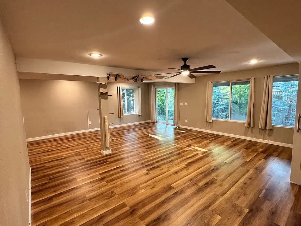 2 bed, 1500 sqft, $1,800 — Photo 1