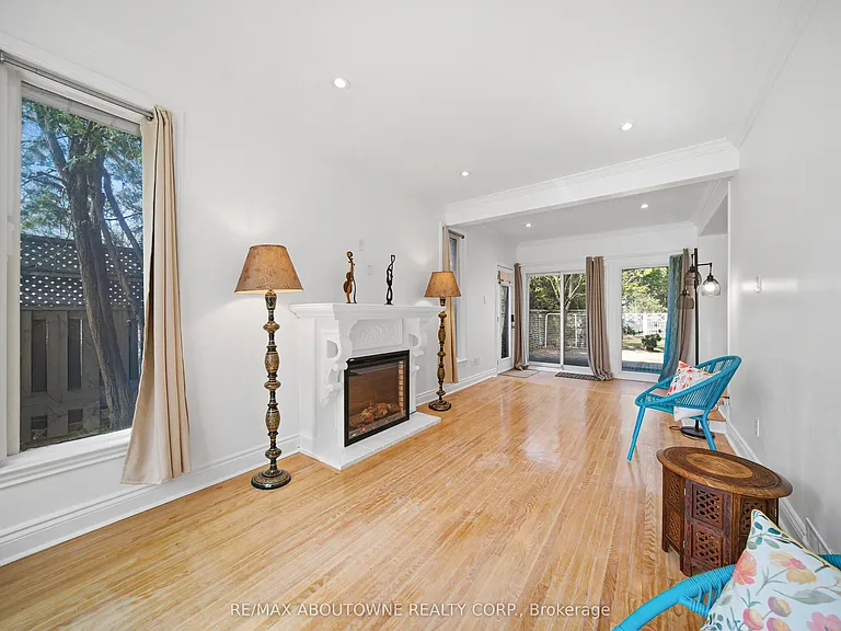 481 Anthony Dr — Photo 14