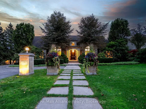 1426 Lakeshore Rd E, Oakville, ON L6J 1M1