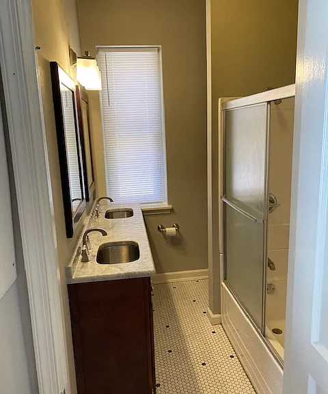 4243 Ridge Ave #2R — Photo 12