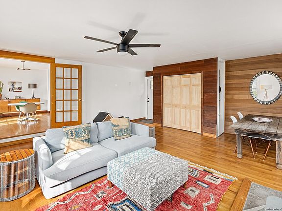 4th image of 92 John Street