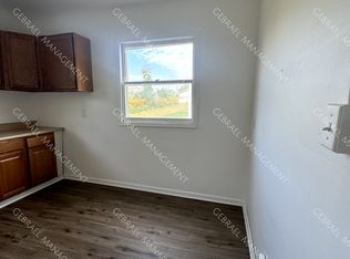 1303 Root St, Flint, MI 48503